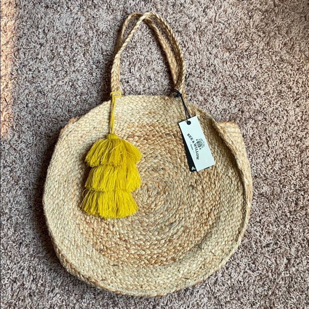 Ardsle tote! 🐝